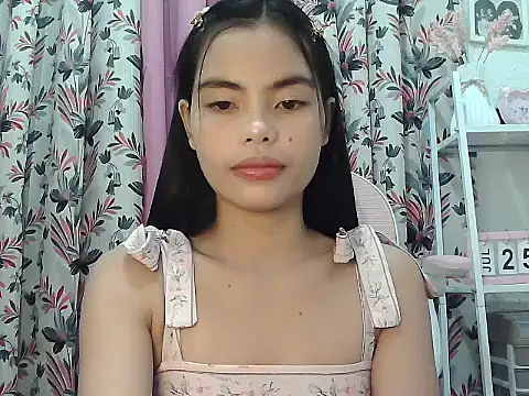 Snapshot of urprettyjane4u chatting on July 2026 10:30:02 PM urprettyjane4u online show from July 2026 10:30:02 PM