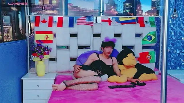 Alejandra Raven online show from July 2026 12:22:02 PM