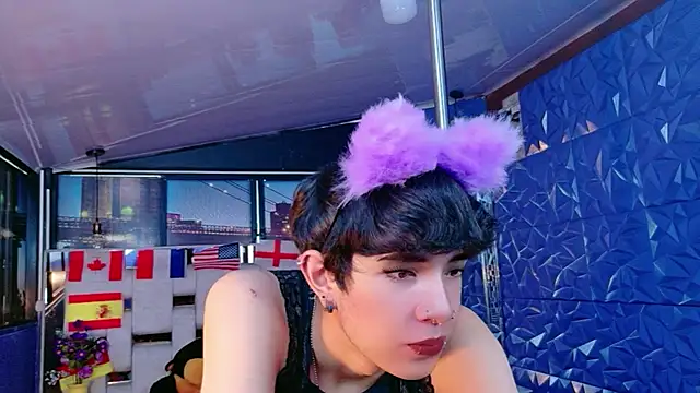 Alejandra Raven online show from July 2026 12:44:01 PM