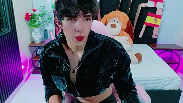 Alejandra Raven online show from July 2026 11:37:02 AM