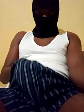 MrCum305 online show from August 2026 10:24:02 PM
