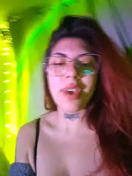 Snapshot of Amyvelvett chatting on August 2026 12:57:02 AM Amyvelvett online show from August 2026 12:57:02 AM