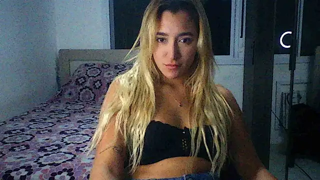 LunaVelvvet online show from July 2026 11:14:02 PM