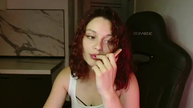 Mia Luiza online show from July 2026 10:36:02 PM