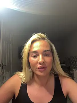 MarnieMilfxox online show from July 2026 08:57:02 PM