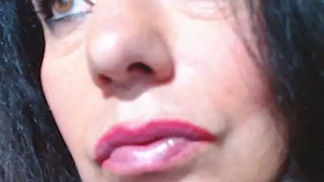 Snapshot of Kokea_jhonss chatting on January 2025 06:25:01 AM Kokea jhonss online show from January 2025 06:25:01 AM