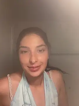 Snapshot of Laura_nx chatting on July 2026 09:10:01 PM Laura nx online show from July 2026 09:10:01 PM