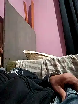brunoupp99 online show from July 2026 04:42:02 AM