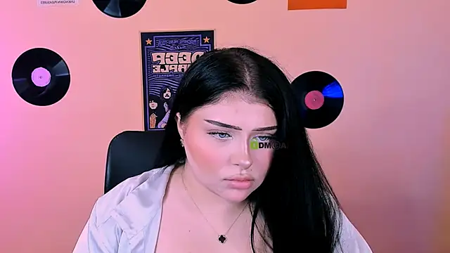 amanda striking online show from July 2026 09:05:01 AM