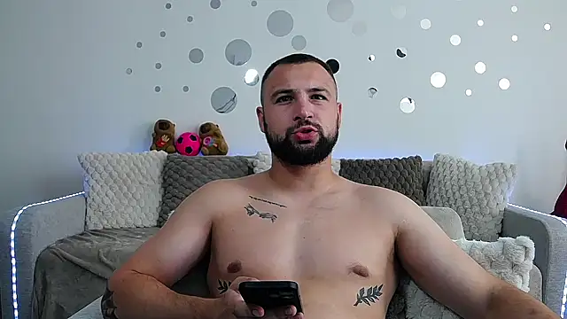 liam studd online show from July 2026 04:08:02 AM