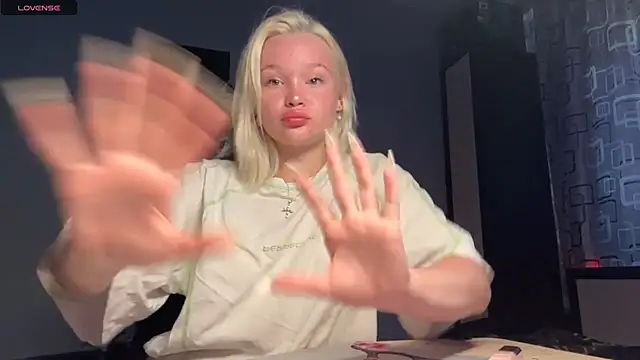 JoleneDorow online show from July 2026 01:57:01 AM