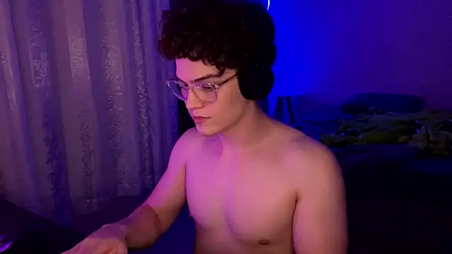 twinkzinhobr online show from August 2026 11:36:01 PM