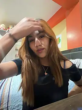 CamilaValle online show from July 2026 10:01:02 PM