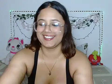 Vanessa333 online show from July 2026 02:31:02 AM