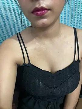 Snapshot of Hye__manvi chatting on July 2026 06:47:02 AM Hye manvi online show from July 2026 06:47:02 AM