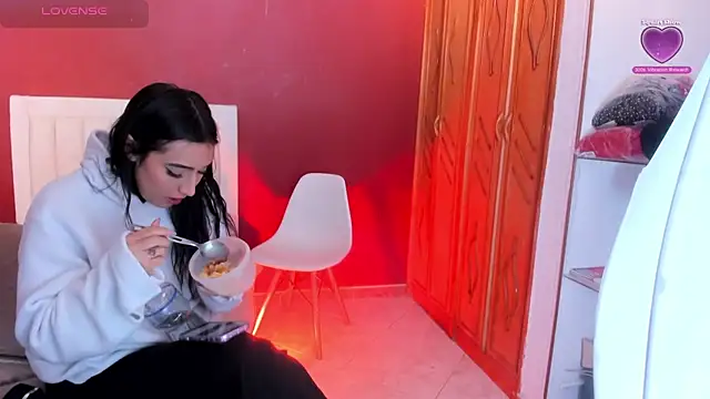 Snapshot of Victoriaonfire chatting on July 2026 05:01:02 PM Victoriaonfire online show from July 2026 05:01:02 PM