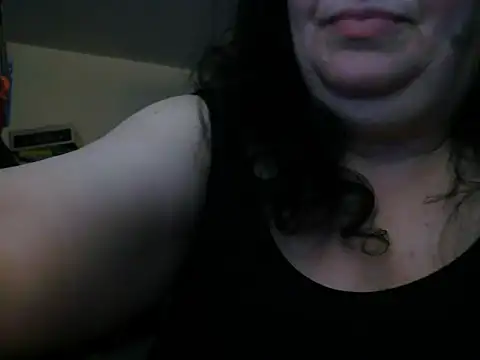 Snapshot of shadowdashlyla chatting on July 2026 03:44:01 AM shadowdashlyla online show from July 2026 03:44:01 AM