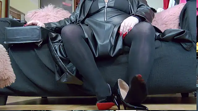 KaryQueen online show from January 2026 04:16:01 AM