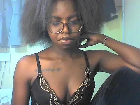 Snapshot of Ebonymuse chatting on July 2026 08:58:01 PM Ebonymuse online show from July 2026 08:58:01 PM