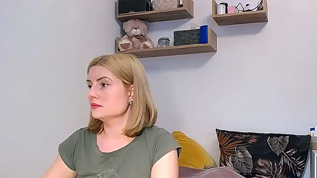 alisenties online show from October 2025 02:23:02 PM