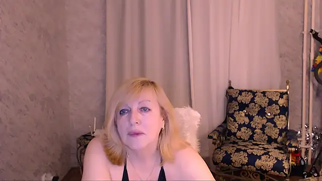 Samantha Si online show from May 2026 07:11:02 PM