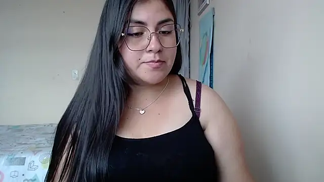 Snapshot of Alejaa_33 chatting on July 2026 06:57:01 PM Alejaa 33 online show from July 2026 06:57:01 PM