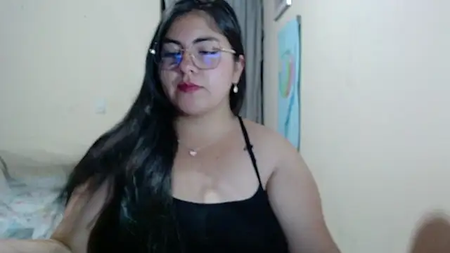 Snapshot of Alejaa_33 chatting on July 2026 09:37:02 AM Alejaa 33 online show from July 2026 09:37:02 AM