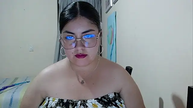 Snapshot of Alejaa_33 chatting on July 2026 02:41:01 PM Alejaa 33 online show from July 2026 02:41:01 PM