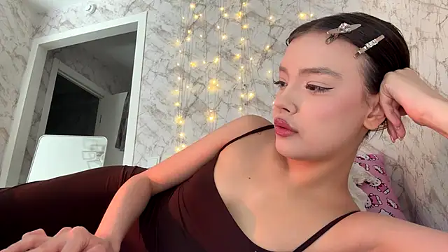 Snapshot of JenniferJenny_ chatting on July 2026 11:48:02 AM JenniferJenny online show from July 2026 11:48:02 AM