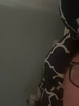 lilygwen05x online show from July 2026 10:21:02 AM
