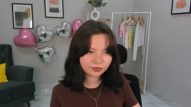 Snapshot of Gloria__Torres chatting on July 2026 01:50:01 PM Gloria Torres online show from July 2026 01:50:01 PM