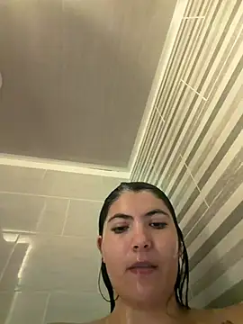 Snapshot of cloe_bella chatting on July 2026 10:12:02 PM cloe bella online show from July 2026 10:12:02 PM