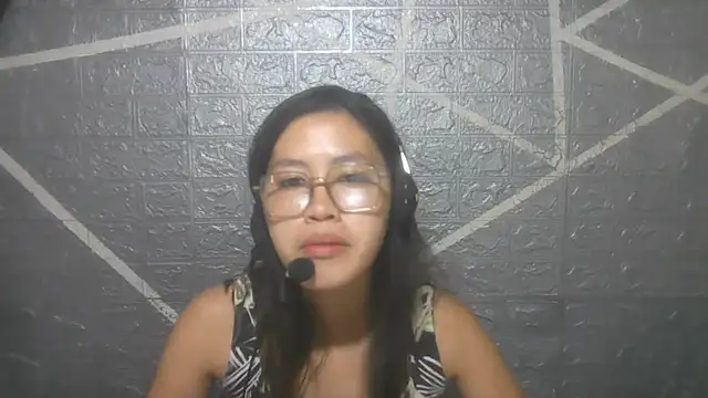 RaquelLeibfried online show from July 2026 01:23:02 AM