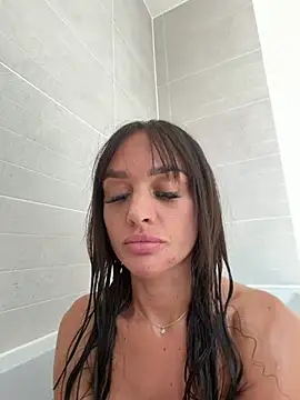 Sofiabellex online show from August 2026 01:31:02 PM