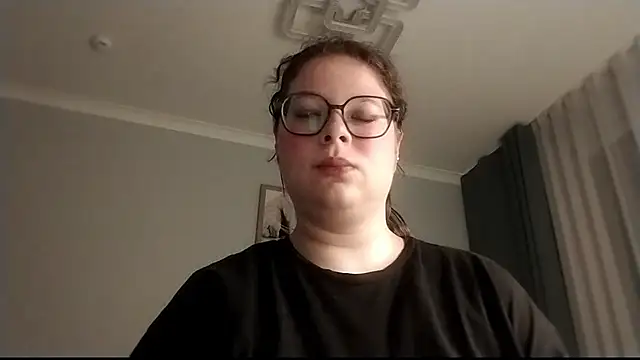 MulaVixen online show from July 2026 07:17:02 PM