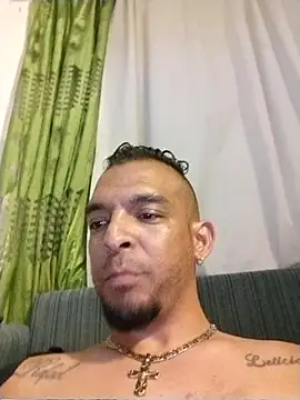 CarlitoCubano online show from July 2026 01:34:02 AM