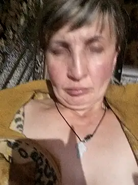 BellaBlum777 online show from July 2026 08:18:02 PM