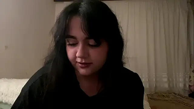 Kriss loveee online show from July 2026 10:12:02 PM