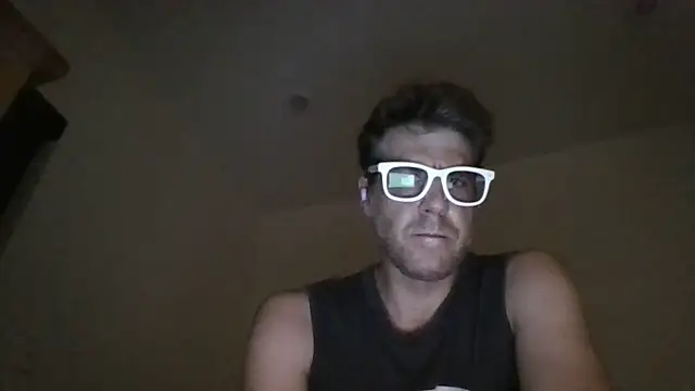 Snapshot of JohnnyABottom chatting on July 2026 07:00:01 AM JohnnyABottom online show from July 2026 07:00:01 AM