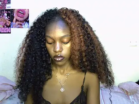 baddiecarrara online show from July 2026 09:50:02 PM
