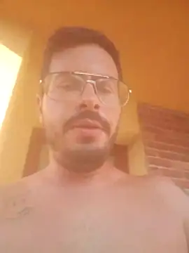 Snapshot of Lukasito18 chatting on July 2026 04:25:02 PM Lukasito18 online show from July 2026 04:25:02 PM