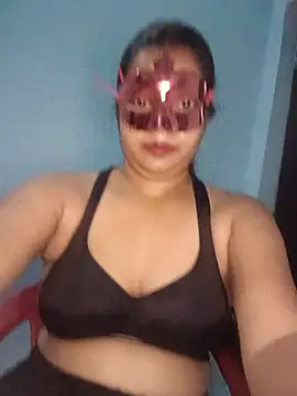 Komal hot76 online show from August 2026 05:00:02 PM