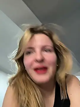 heyitskiara online show from July 2026 06:44:02 AM
