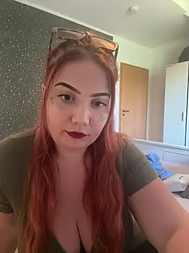 HotLari online show from July 2026 12:03:01 PM