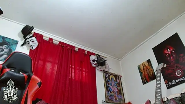 Amanda Valeska online show from June 2026 06:18:02 PM