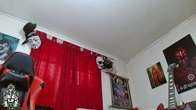Amanda Valeska online show from June 2026 05:45:01 PM