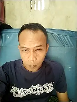 SamaSamaEnak online show from July 2026 06:44:02 AM