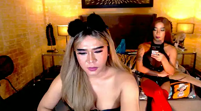 BigCumHuntersxx online show from December 2024 12:50:02 PM