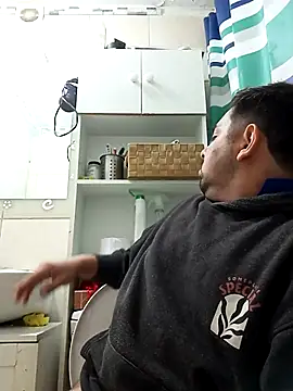 Snapshot of robredoj chatting on October 2025 01:44:02 AM robredoj online show from October 2025 01:44:02 AM