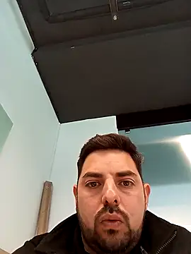 Snapshot of robredoj chatting on October 2025 02:04:01 PM robredoj online show from October 2025 02:04:01 PM